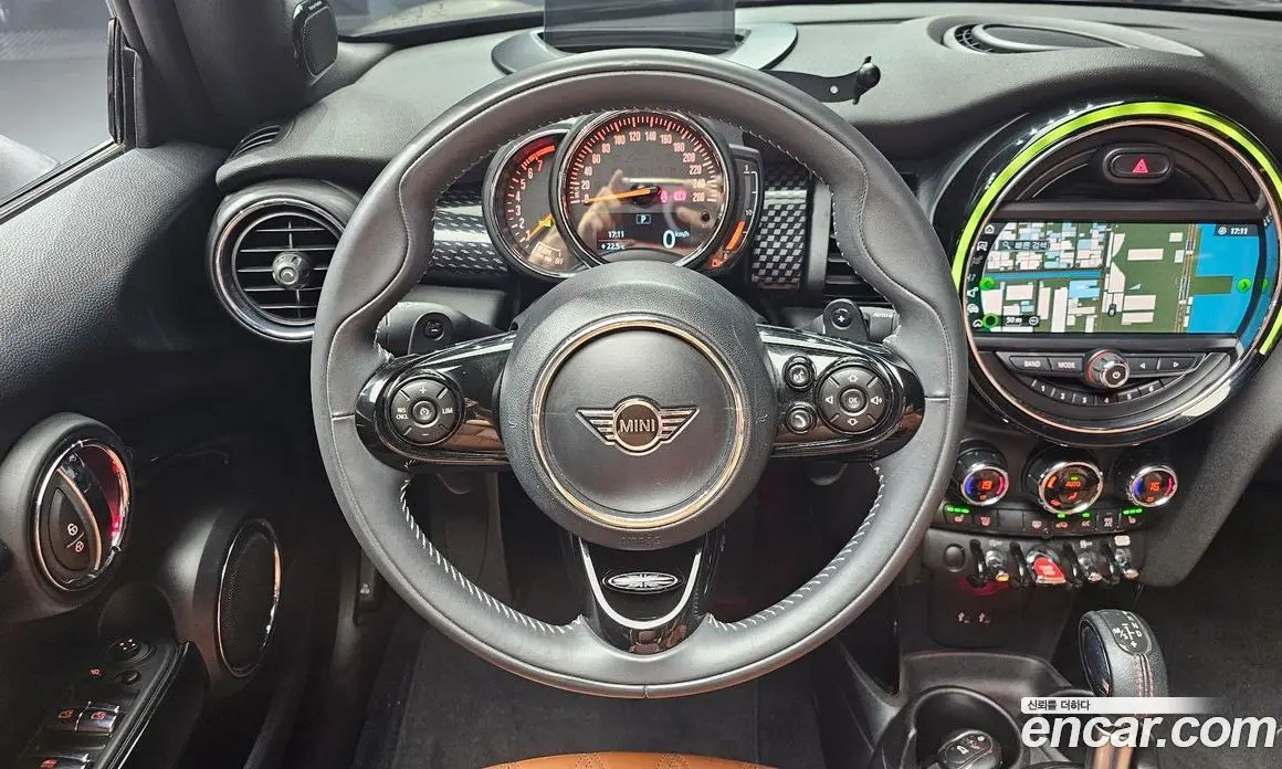 Mini Cooper Convertible 2019 2.0 автомат (гидро), фото 19