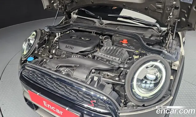 Mini Cooper Convertible 2019 2.0 автомат (гидро), миниатюра 6