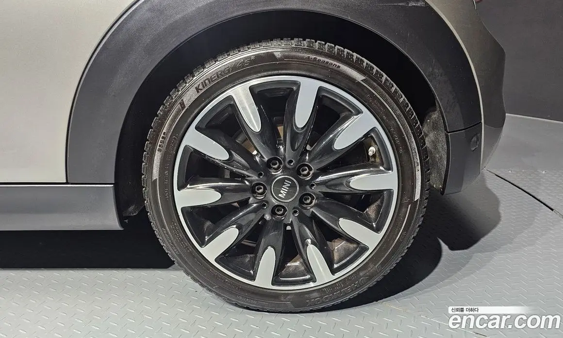 Mini Cooper Convertible 2019 2.0 автомат (гидро), фото 7