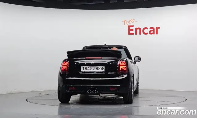Mini Cooper Convertible 2020 2.0 автомат (гидро), миниатюра 4 Mini Cooper Convertible 2020 2.0 автомат (гидро), миниатюра 4