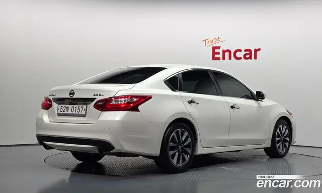Nissan Altima 2016 2.5 автомат (гидро), миниатюра 2