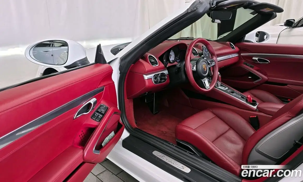 Porsche 718 2017 2.5 автомат (гидро), фото 13 Porsche 718 2017 2.5 автомат (гидро), фото 13