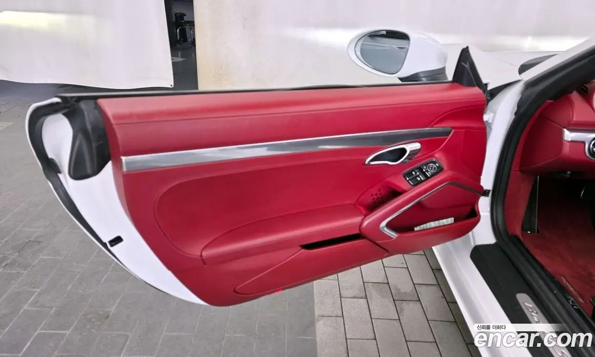 Porsche 718 2017 2.5 автомат (гидро), фото 14 Porsche 718 2017 2.5 автомат (гидро), фото 14