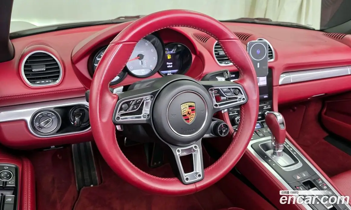Porsche 718 2017 2.5 автомат (гидро), фото 17 Porsche 718 2017 2.5 автомат (гидро), фото 17