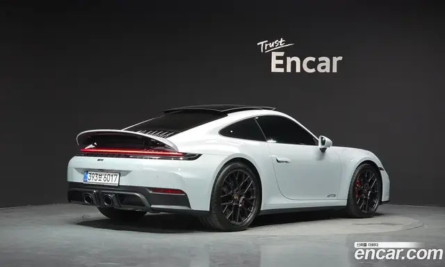 Porsche 911, 2025, 575 км
