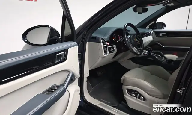 Porsche Cayenne 2021 3.0 автомат (гидро), миниатюра 12