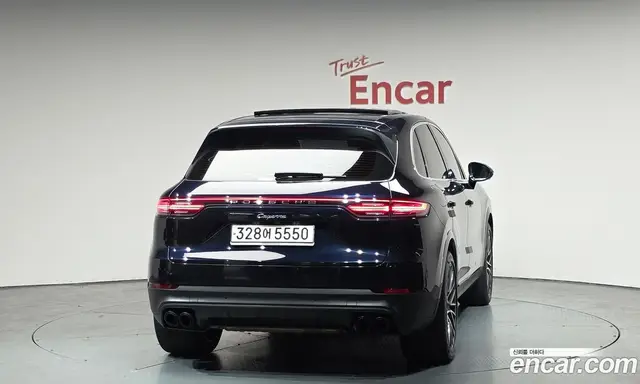 Porsche Cayenne 2021 3.0 автомат (гидро), миниатюра 3