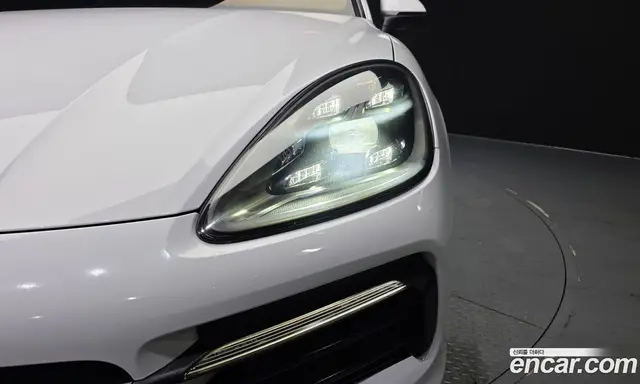 Porsche Cayenne 2022 3.0 автомат (гидро), миниатюра 8
