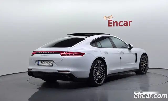 Porsche Panamera, 2018, 72 497 км
