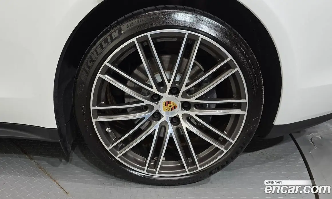 Porsche Panamera 2018 2.9 автомат (гидро), фото 6 Porsche Panamera 2018 2.9 автомат (гидро), фото 6