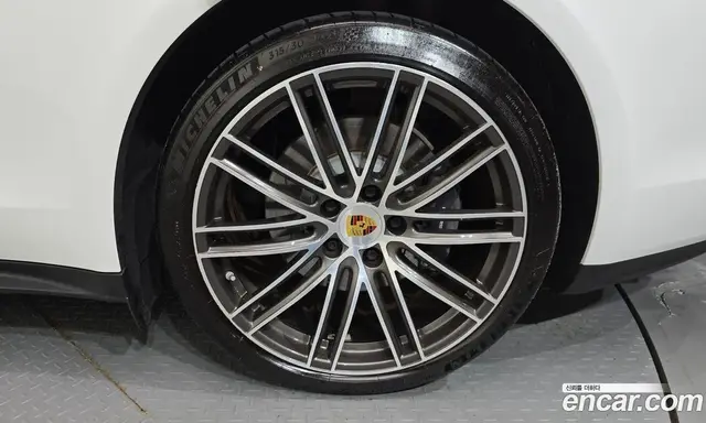Porsche Panamera 2018 2.9 автомат (гидро), миниатюра 6 Porsche Panamera 2018 2.9 автомат (гидро), миниатюра 6