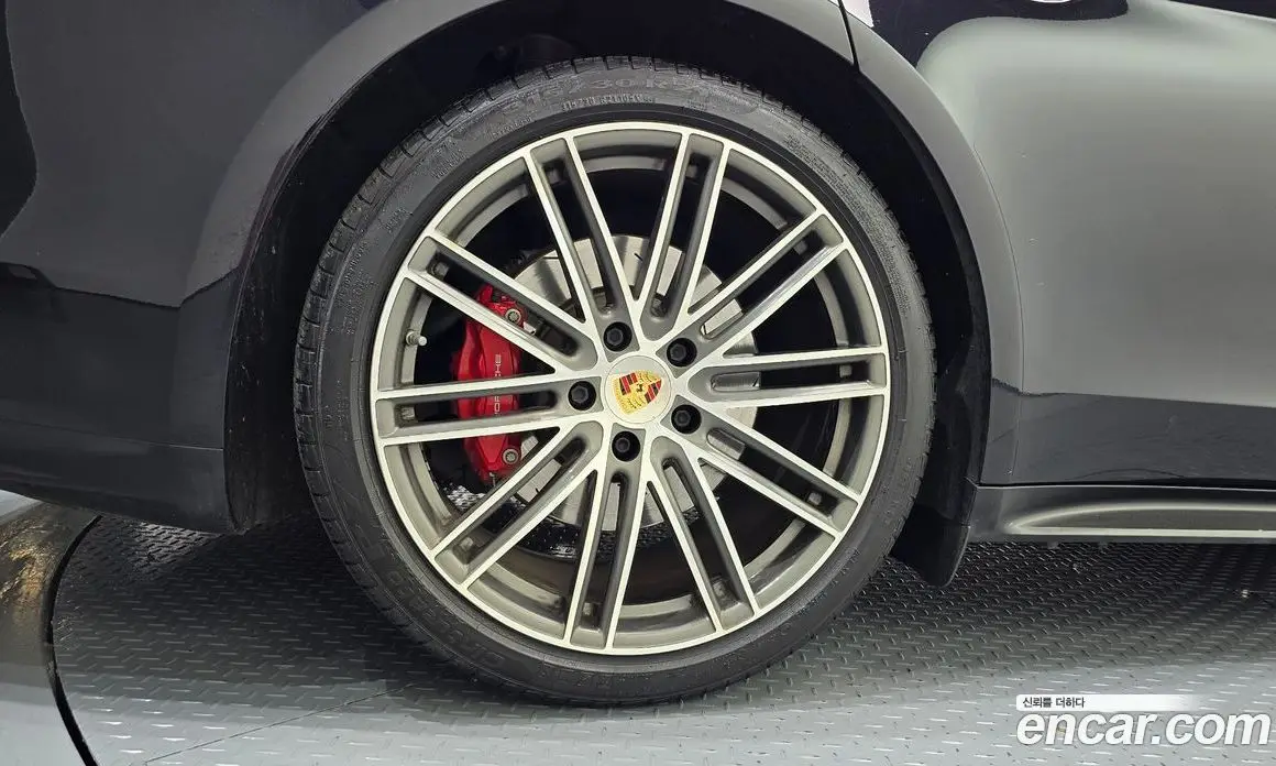 Porsche Panamera 2019 4.0 автомат (гидро), фото 5 Porsche Panamera 2019 4.0 автомат (гидро), фото 5