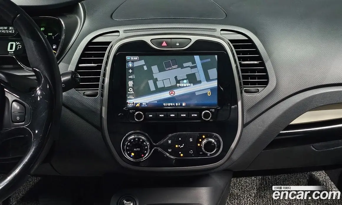 Renault (Samsung) QM3 2015 1.5 автомат (гидро), фото 18 Renault (Samsung) QM3 2015 1.5 автомат (гидро), фото 18