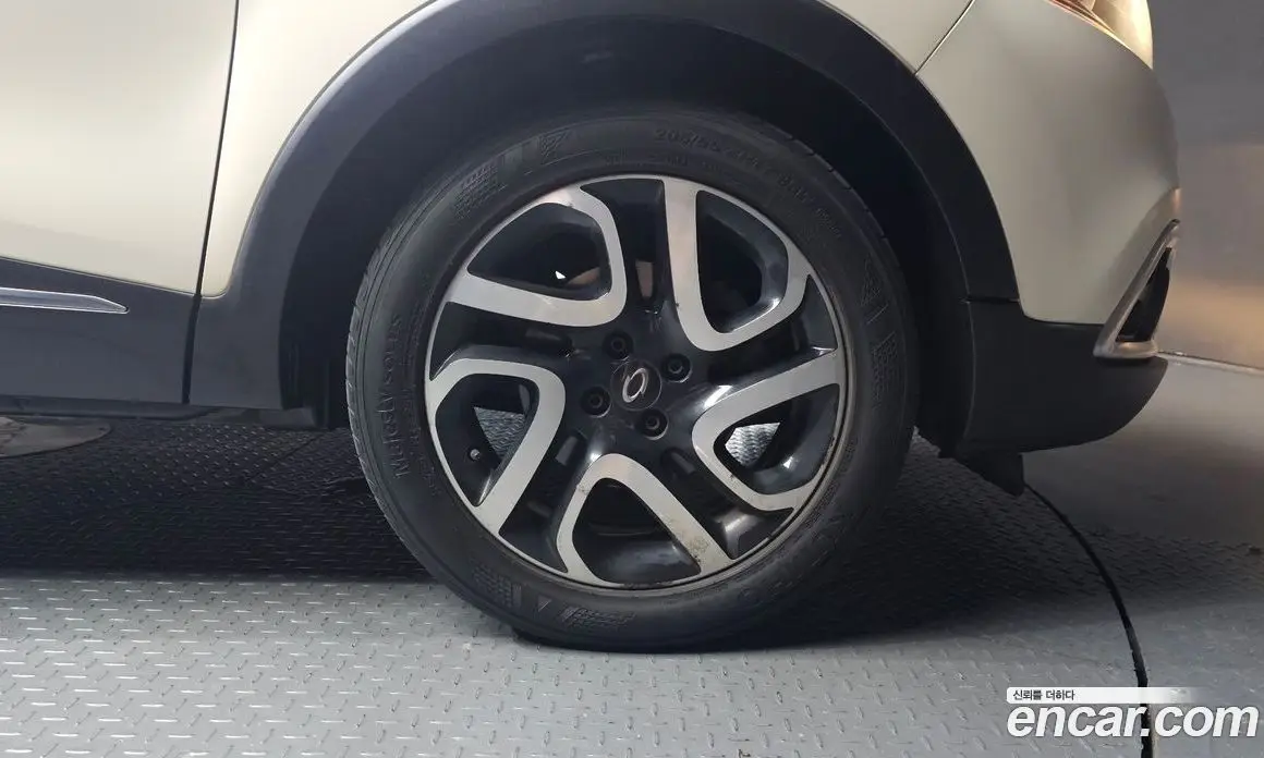 Renault (Samsung) QM3 2015 1.5 автомат (гидро), фото 6 Renault (Samsung) QM3 2015 1.5 автомат (гидро), фото 6