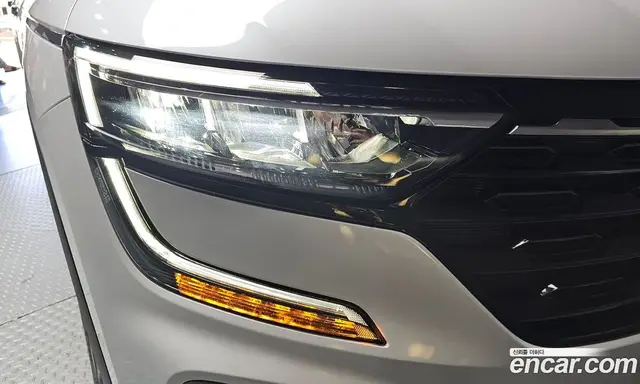 Renault (Samsung) QM6 2024 2.0 автомат (гидро), миниатюра 8 Renault (Samsung) QM6 2024 2.0 автомат (гидро), миниатюра 8