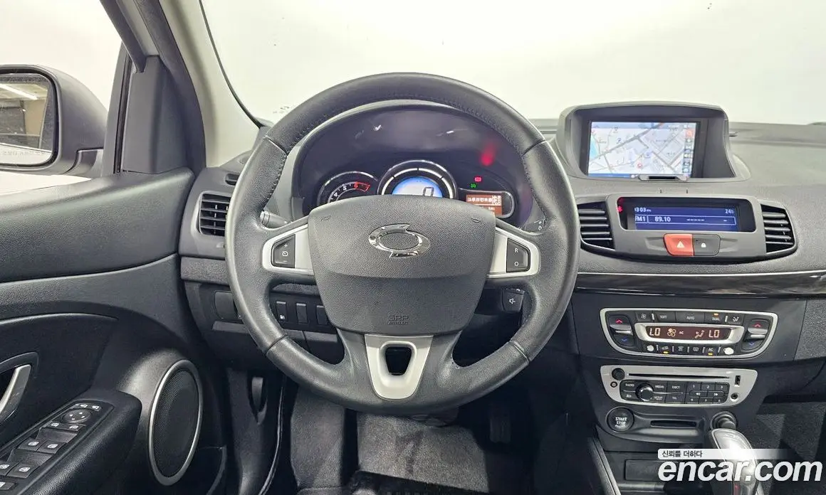 Renault (Samsung) SM3 2013 1.6 автомат (гидро), фото 19 Renault (Samsung) SM3 2013 1.6 автомат (гидро), фото 19