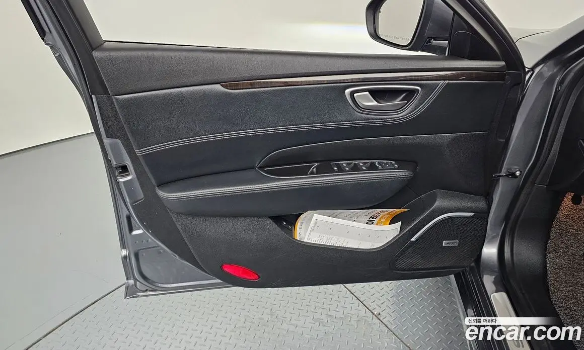 Renault (Samsung) SM6 2016 2.0 автомат (гидро), фото 14 Renault (Samsung) SM6 2016 2.0 автомат (гидро), фото 14