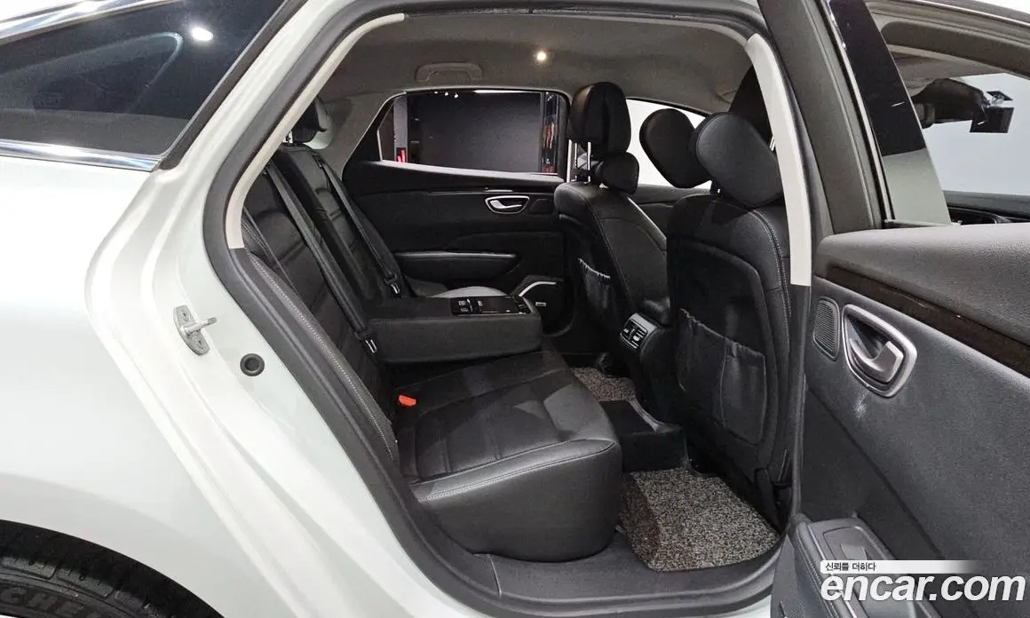 Renault (Samsung) SM6 2016 2.0 автомат (гидро), фото 16 Renault (Samsung) SM6 2016 2.0 автомат (гидро), фото 16