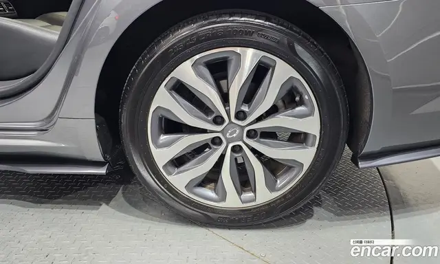Renault (Samsung) SM6 2017 1.6 автомат (гидро), миниатюра 5 Renault (Samsung) SM6 2017 1.6 автомат (гидро), миниатюра 5