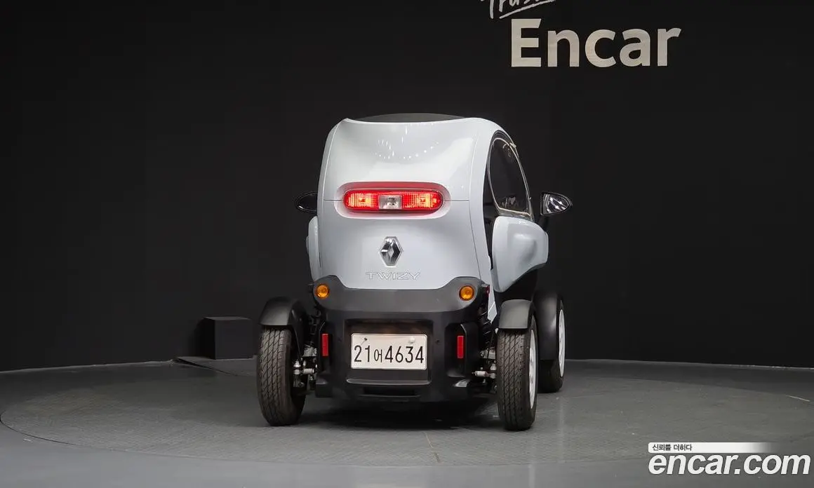 Renault (Samsung) Twizy 2020 0.1 автомат (гидро), фото 4