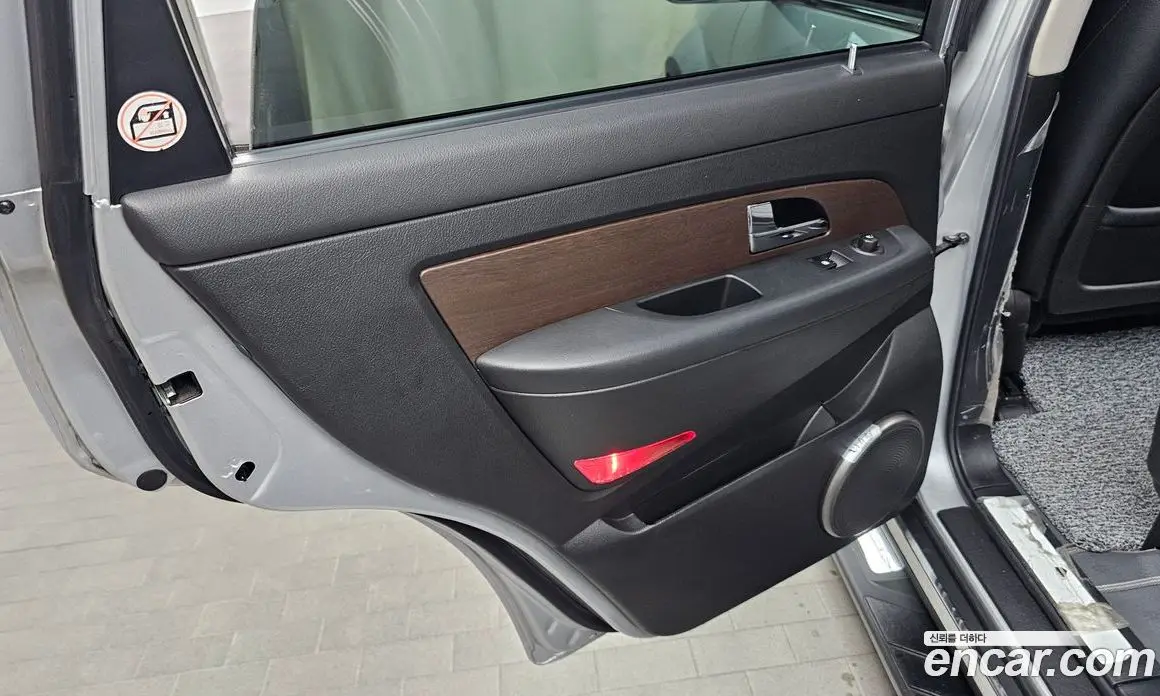 SsangYong Rexton 2015 2.0 автомат (гидро), фото 15