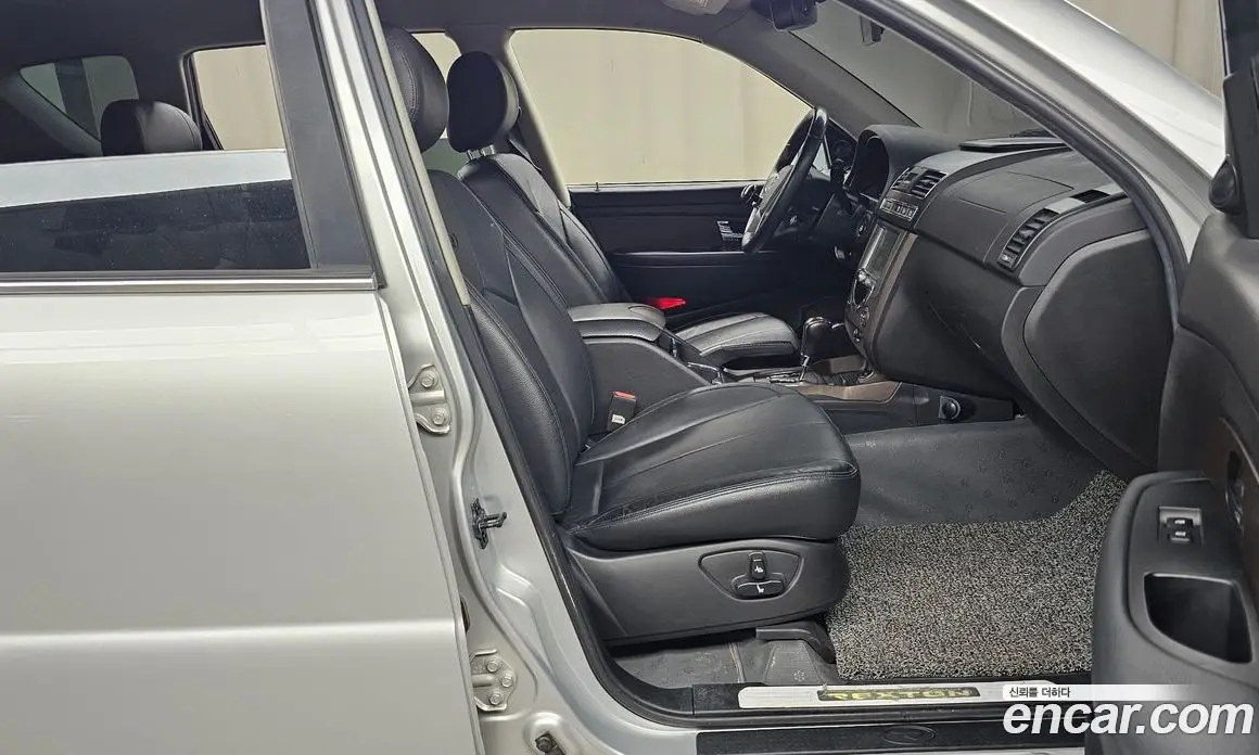 SsangYong Rexton 2015 2.0 автомат (гидро), фото 16