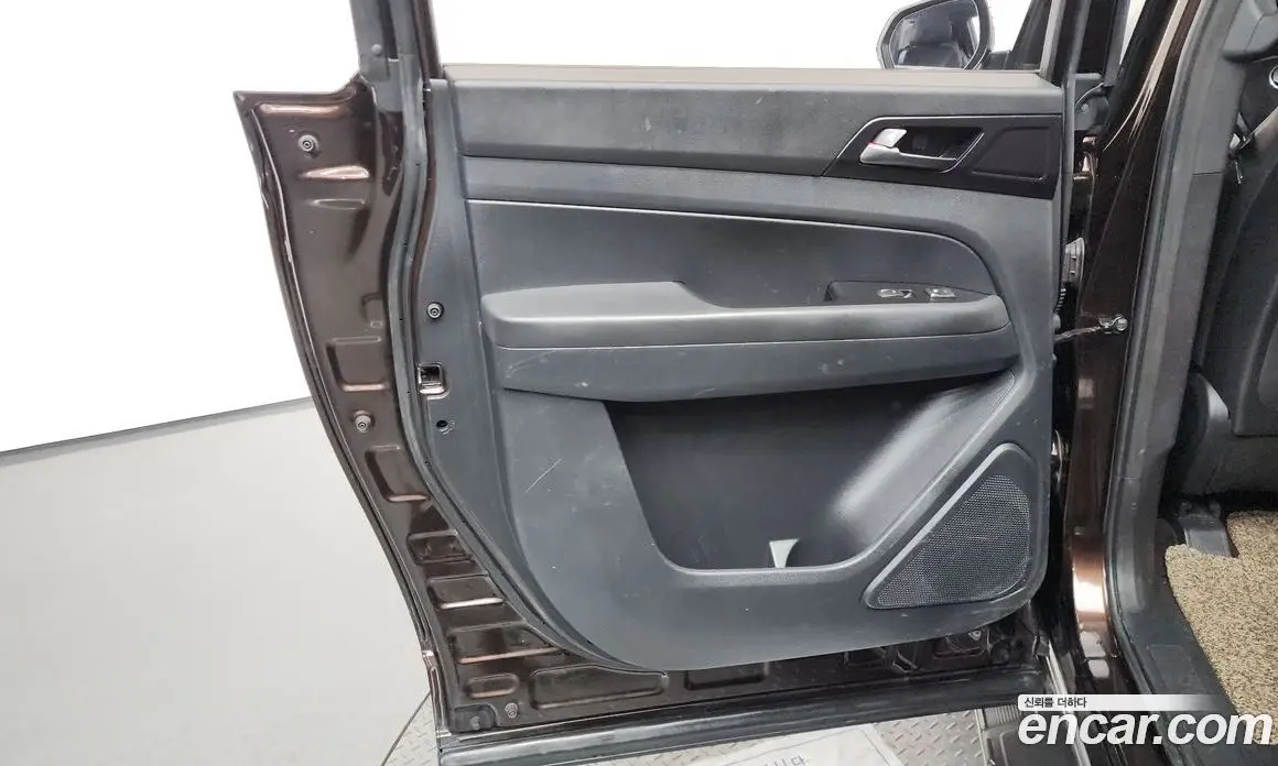 SsangYong Rexton 2019 2.2 автомат (гидро), фото 15