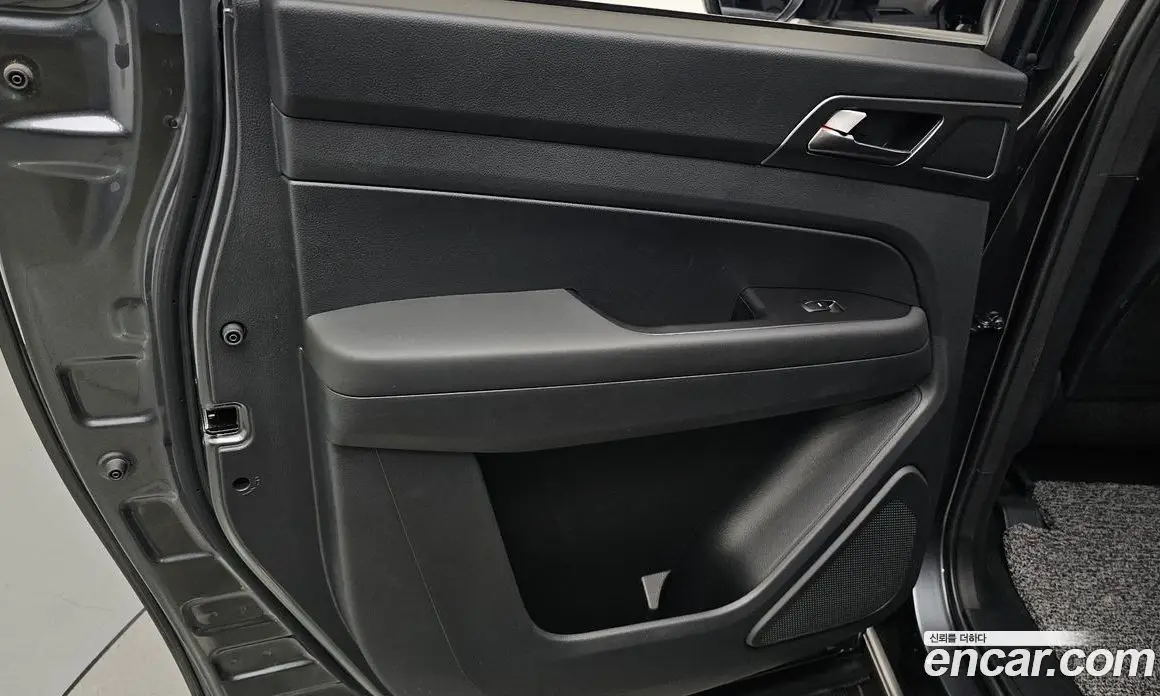 SsangYong Rexton 2024 2.2 автомат (гидро), фото 14