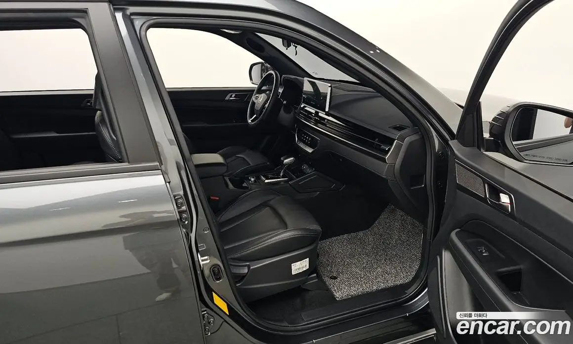 SsangYong Rexton 2024 2.2 автомат (гидро), фото 16