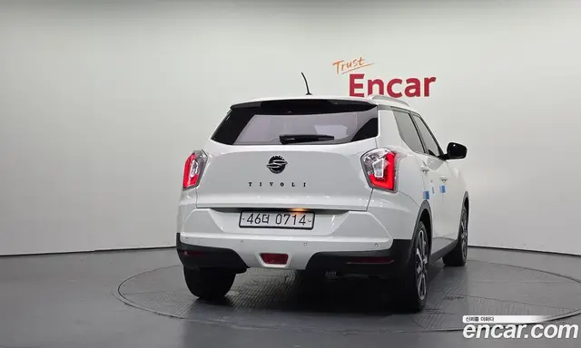 SsangYong TIBOLI 2015 1.6 автомат (гидро), миниатюра 4