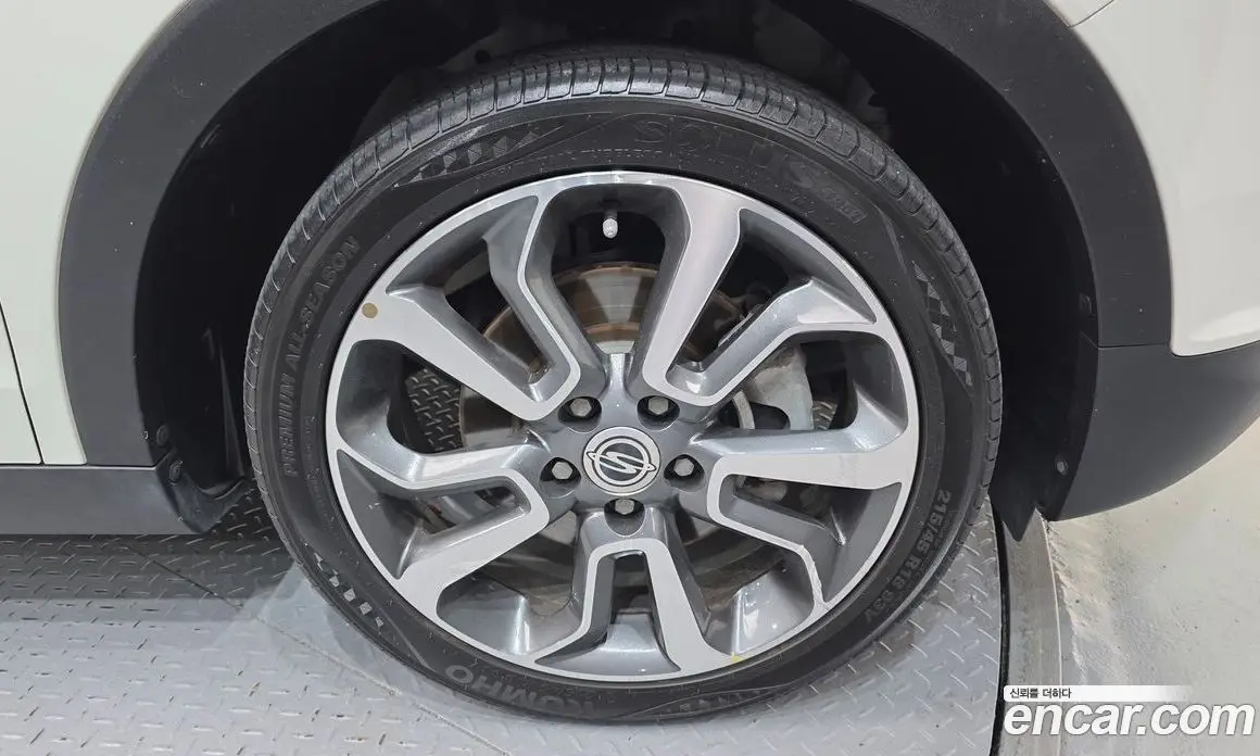 SsangYong TIBOLI 2015 1.6 автомат (гидро), фото 5