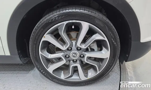 SsangYong TIBOLI 2015 1.6 автомат (гидро), миниатюра 5