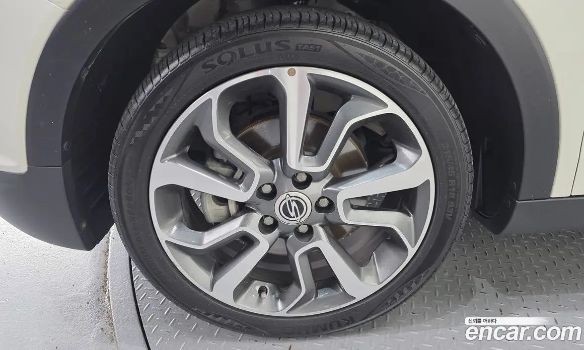 SsangYong TIBOLI 2015 1.6 автомат (гидро), фото 7