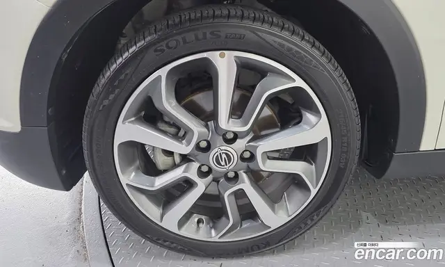 SsangYong TIBOLI 2015 1.6 автомат (гидро), миниатюра 7