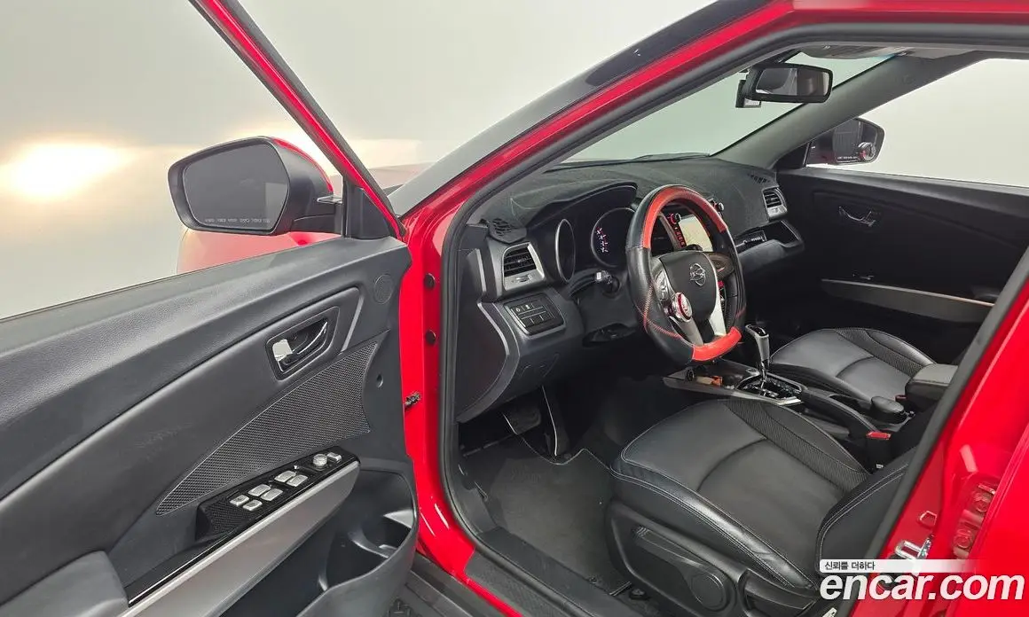 SsangYong TIBOLI 2015 1.6 автомат (гидро), фото 13