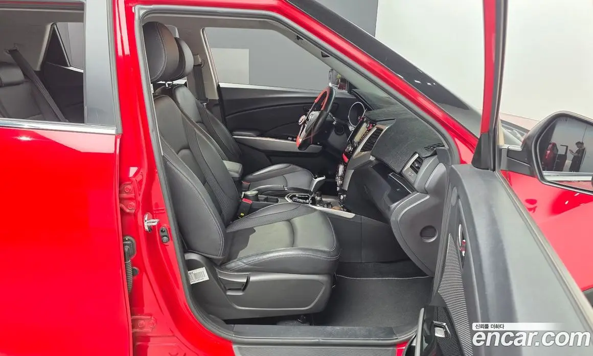 SsangYong TIBOLI 2015 1.6 автомат (гидро), фото 17