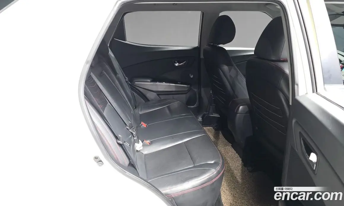 SsangYong TIBOLI 2017 1.6 автомат (гидро), фото 18