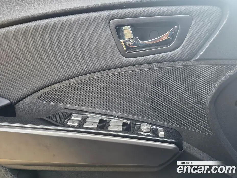 SsangYong TIBOLI 2017 1.6 автомат (гидро), фото 15 SsangYong TIBOLI 2017 1.6 автомат (гидро), фото 15
