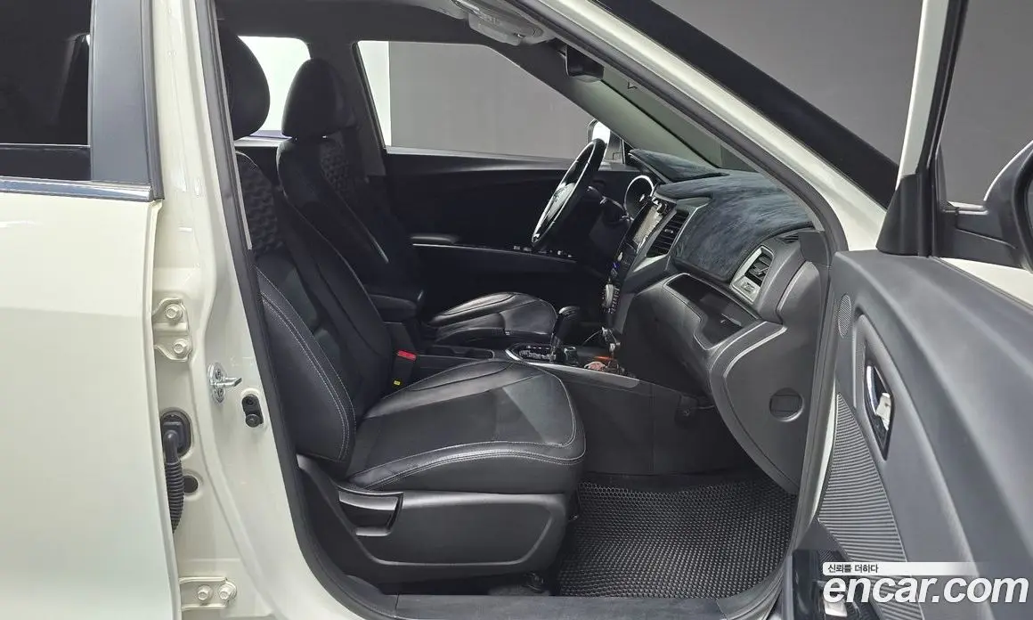 SsangYong TIBOLI 2018 1.6 автомат (гидро), фото 17