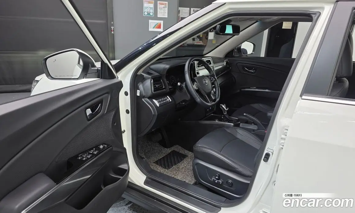 SsangYong TIBOLI 2021 1.5 автомат (гидро), фото 13