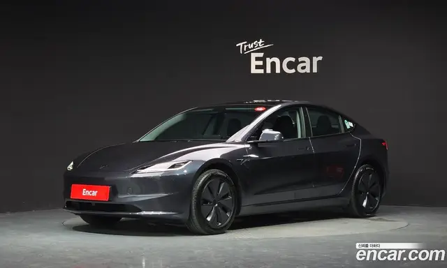 Tesla Model 3, 2026, 1 325 км