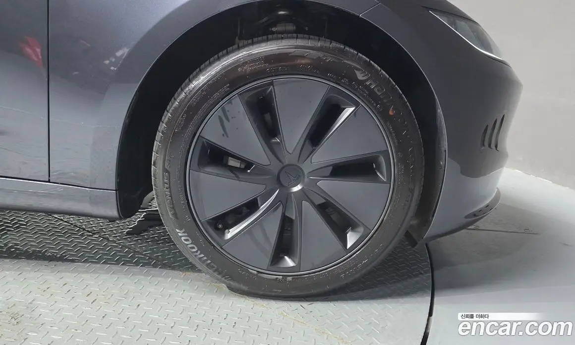 Tesla Model 3 2026 0.2 автомат (гидро), фото 7