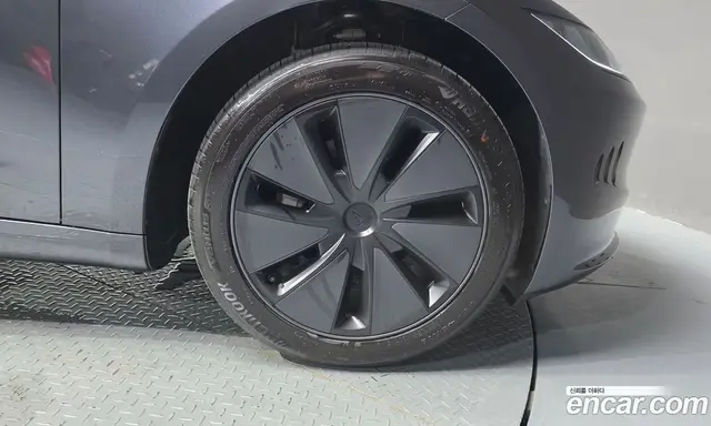 Tesla Model 3 2026 0.2 автомат (гидро), миниатюра 7