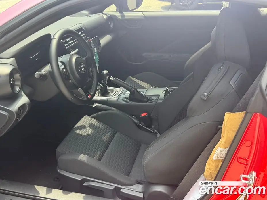 Toyota 86 2024 2.4 механика, фото 10