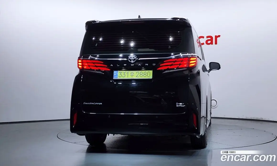 Toyota Alphard 2024 2.5 автомат (гидро), фото 4 Toyota Alphard 2024 2.5 автомат (гидро), фото 4