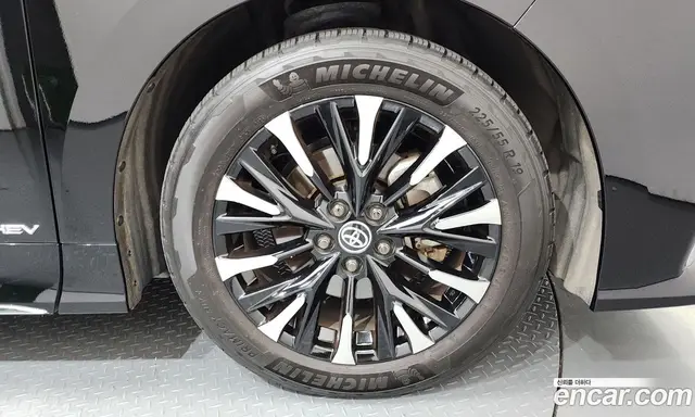 Toyota Alphard 2024 2.5 автомат (гидро), миниатюра 7 Toyota Alphard 2024 2.5 автомат (гидро), миниатюра 7