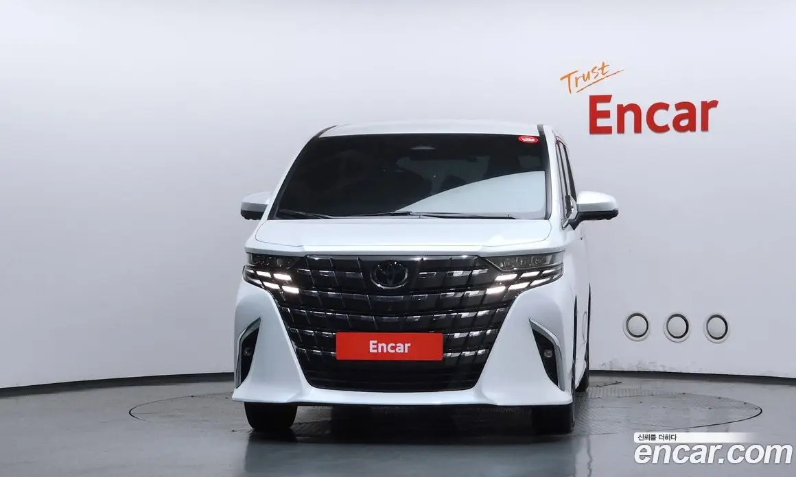 Toyota Alphard 2024 2.5 автомат (гидро), фото 3
