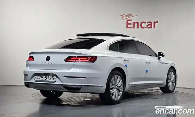 Volkswagen Arteon 2019 2.0 автомат (гидро), миниатюра 2