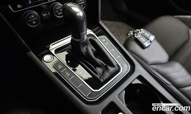 Volkswagen Arteon 2019 2.0 автомат (гидро), миниатюра 12