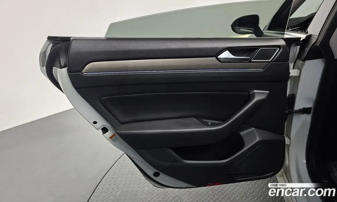 Volkswagen Arteon 2019 2.0 автомат (гидро), фото 15